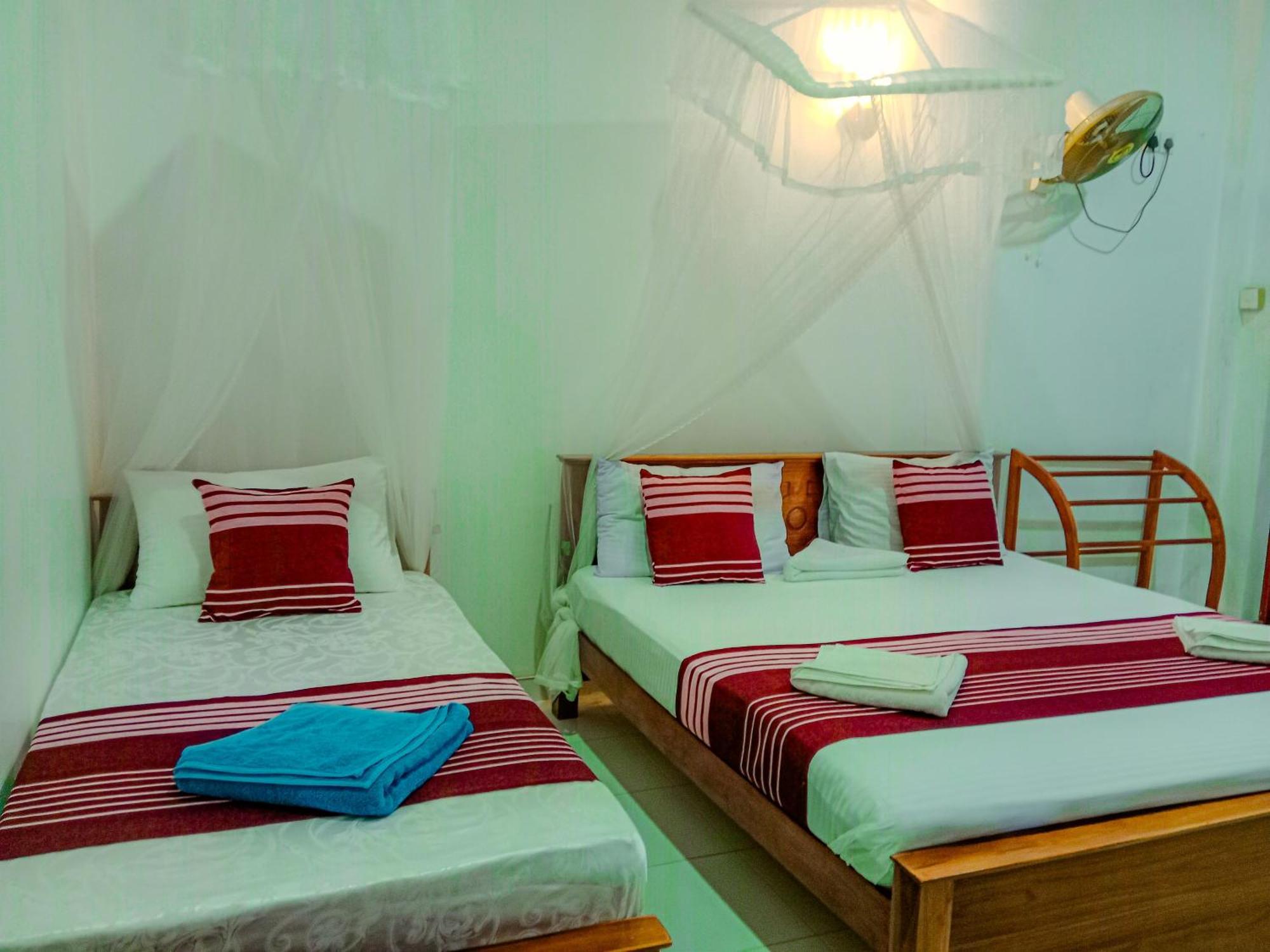 Sigiriya Peacock Homestay Экстерьер фото