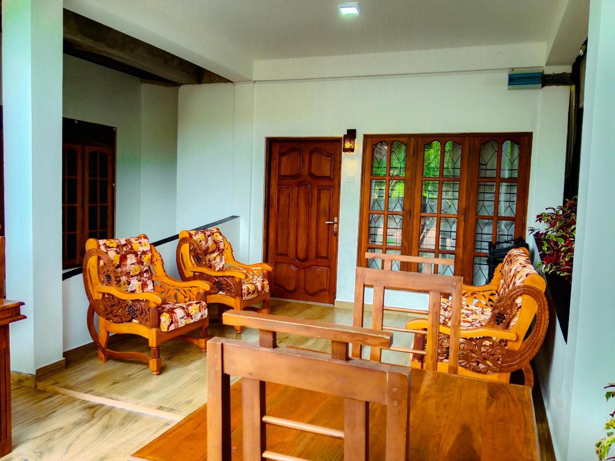 Sigiriya Peacock Homestay Экстерьер фото