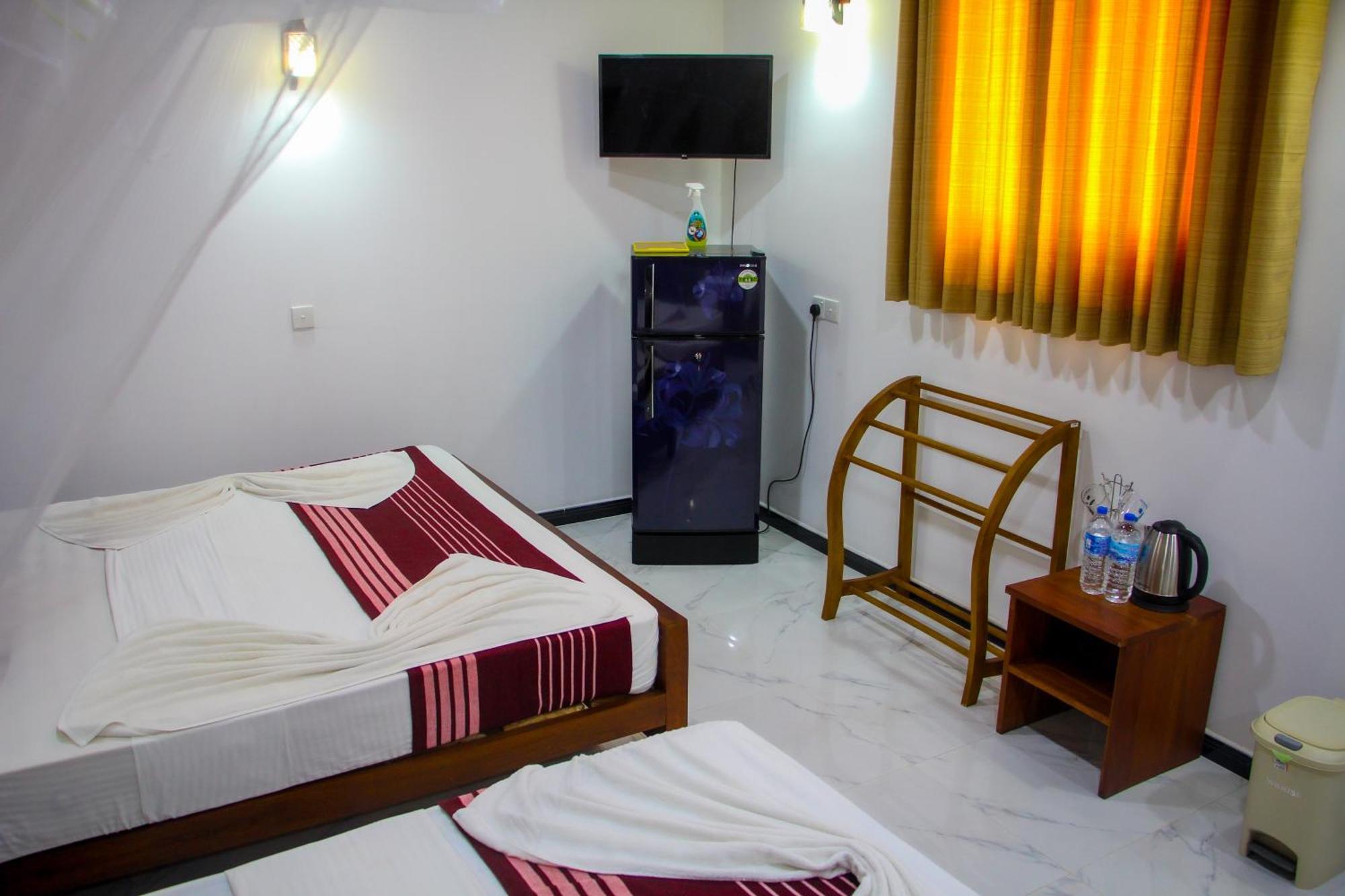 Sigiriya Peacock Homestay Экстерьер фото