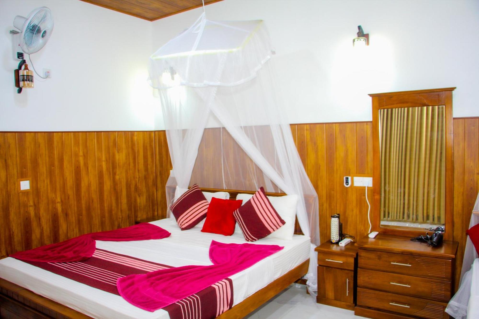 Sigiriya Peacock Homestay Экстерьер фото