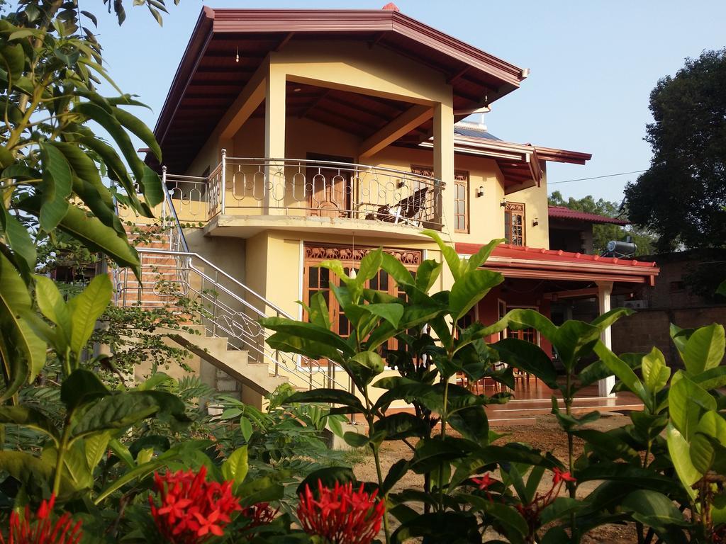 Sigiriya Peacock Homestay Экстерьер фото
